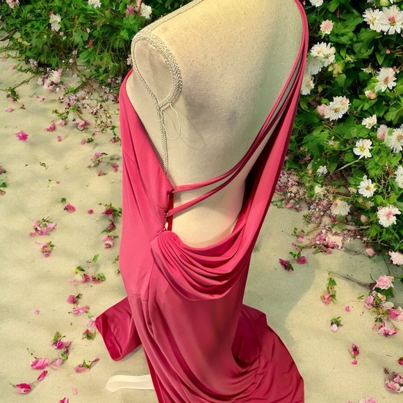 NWT IEENA for Mac Duggal ‘Jersey One Shoulder Draped Back Gown’ in Candy Pink 10 - Picture 15 of 16